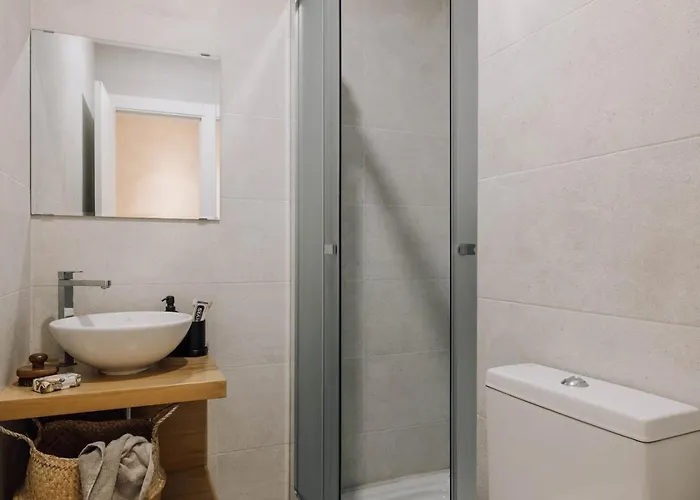 Bubion - 2 Bedrooms In Santo Antonio * 리스본